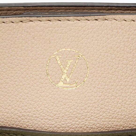 Louis Vuitton Calfskin Monogram Canvas On My Side MM Tote - Picture 11 of 16